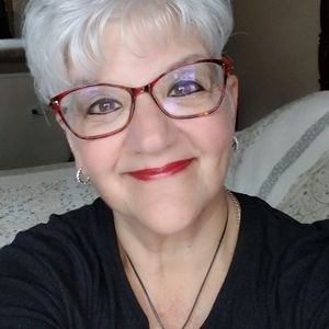 Meet your Posher, Rose